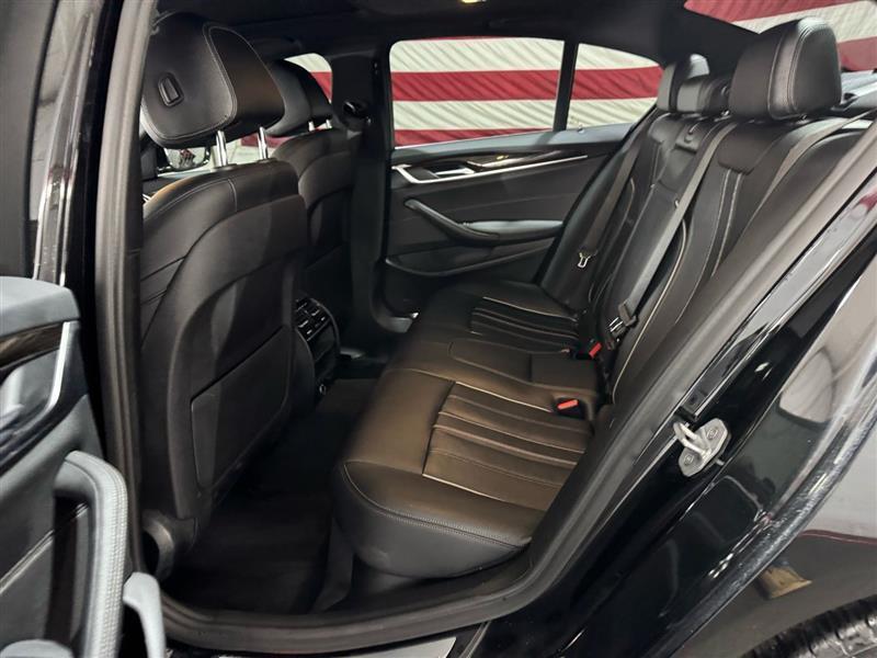 BMW 5-Series 530i xDrive 2019