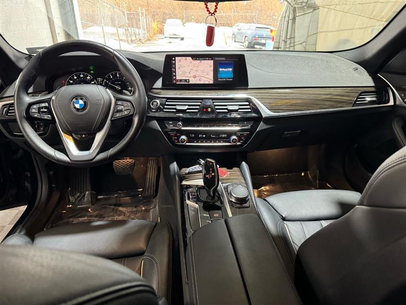 BMW 5-Series 530i xDrive 2019