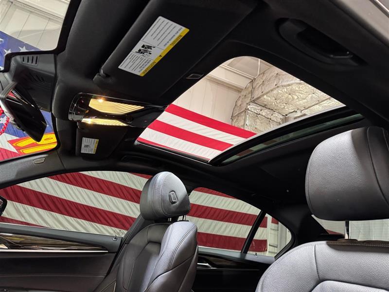 BMW 5-Series 530i xDrive 2019