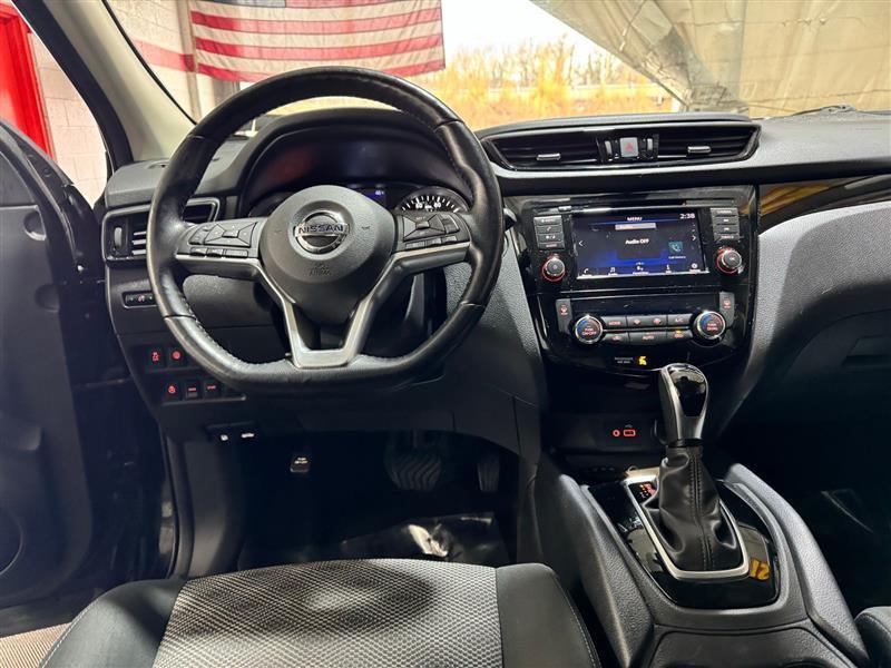 Nissan Rogue Sport SV AWD 2021