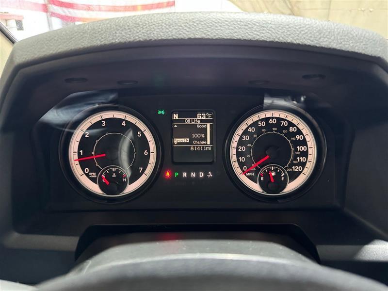 RAM 1500 Tradesman Quad Cab 4WD 2016