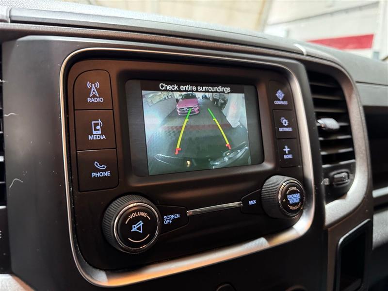 RAM 1500 Tradesman Quad Cab 4WD 2016