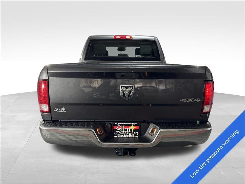 RAM 1500 Classic Tradesman Crew Cab SWB 4WD 2020