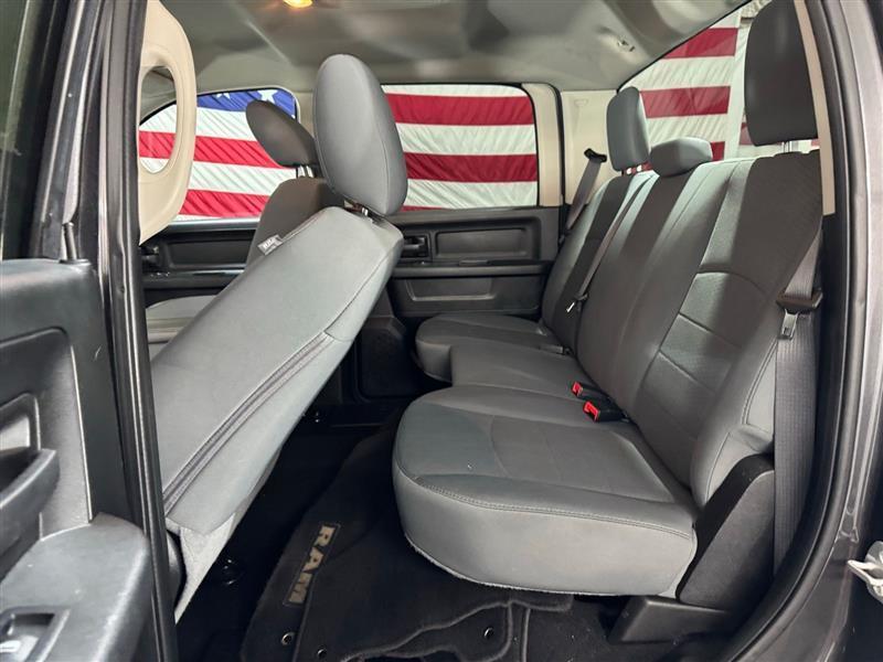 RAM 1500 Classic Tradesman Crew Cab SWB 4WD 2020