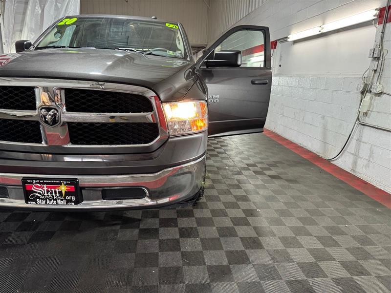RAM 1500 Classic Tradesman Crew Cab SWB 4WD 2020