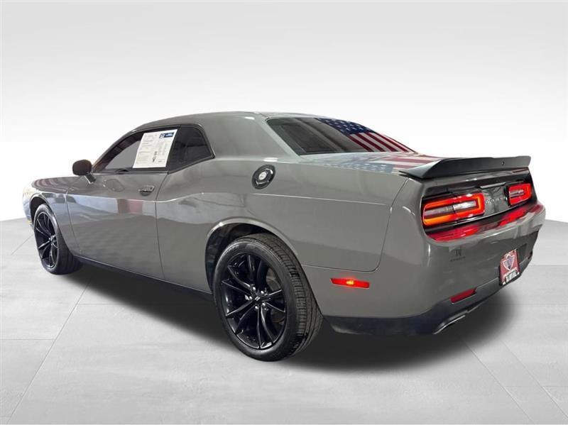Dodge Challenger SXT 2018