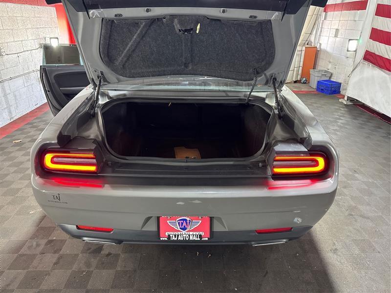 Dodge Challenger SXT 2018