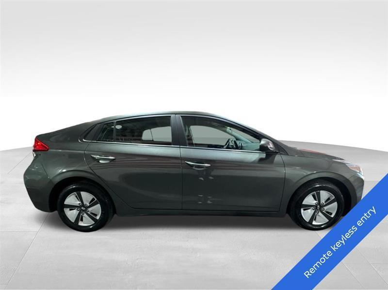 Hyundai Ioniq Hybrid Blue 2022