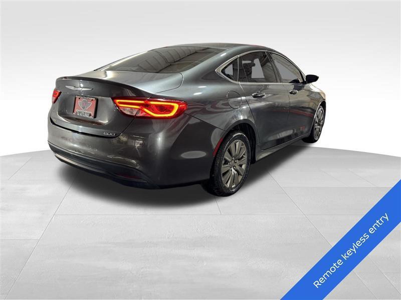 Chrysler 200 LX 2016