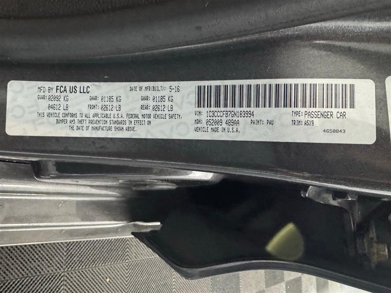 Chrysler 200 LX 2016