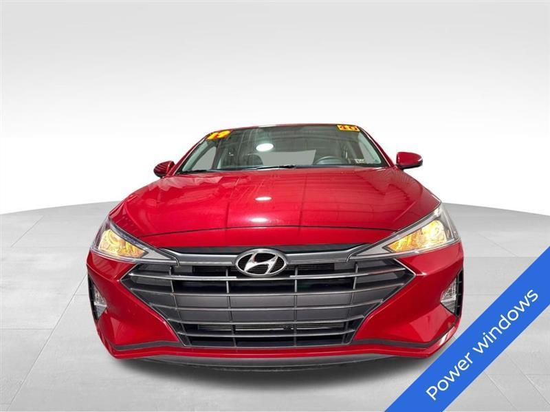 Hyundai Elantra SE 6M 2019