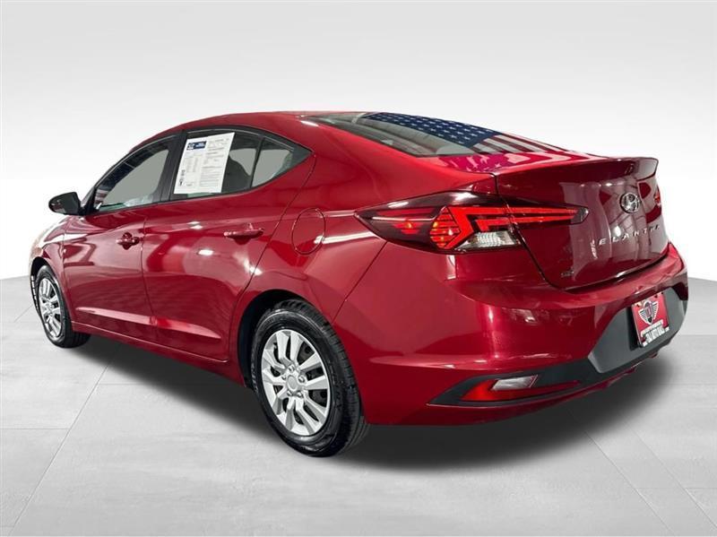 Hyundai Elantra SE 6M 2019