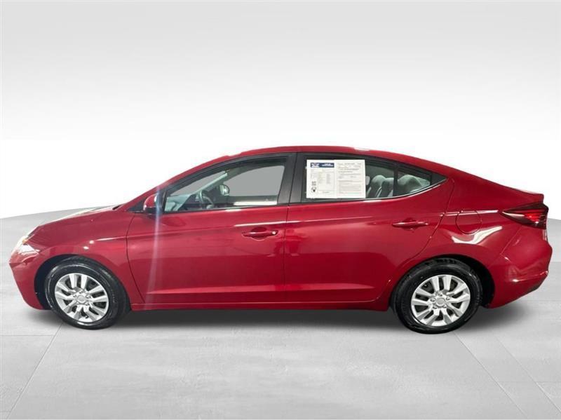 Hyundai Elantra SE 6M 2019