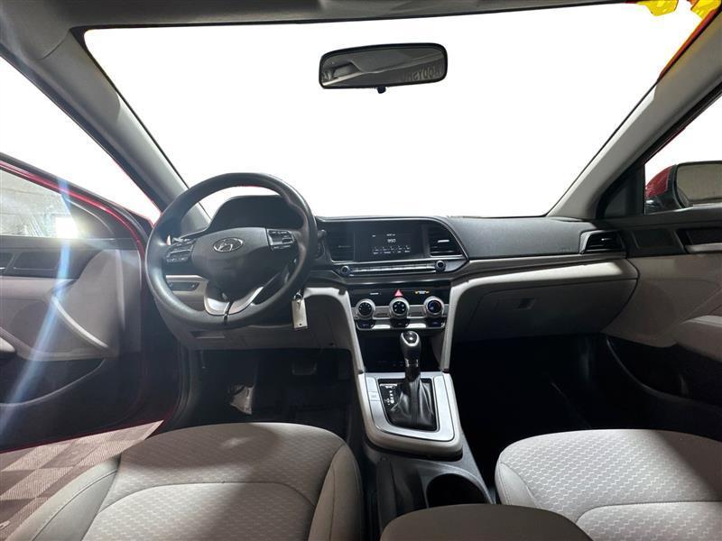Hyundai Elantra SE 6M 2019