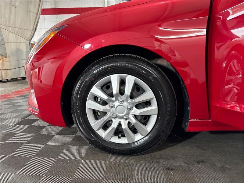 Hyundai Elantra SE 6M 2019