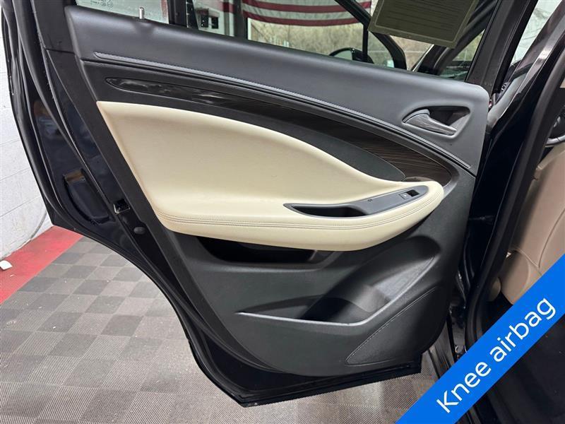 Buick Envision Essense 2020