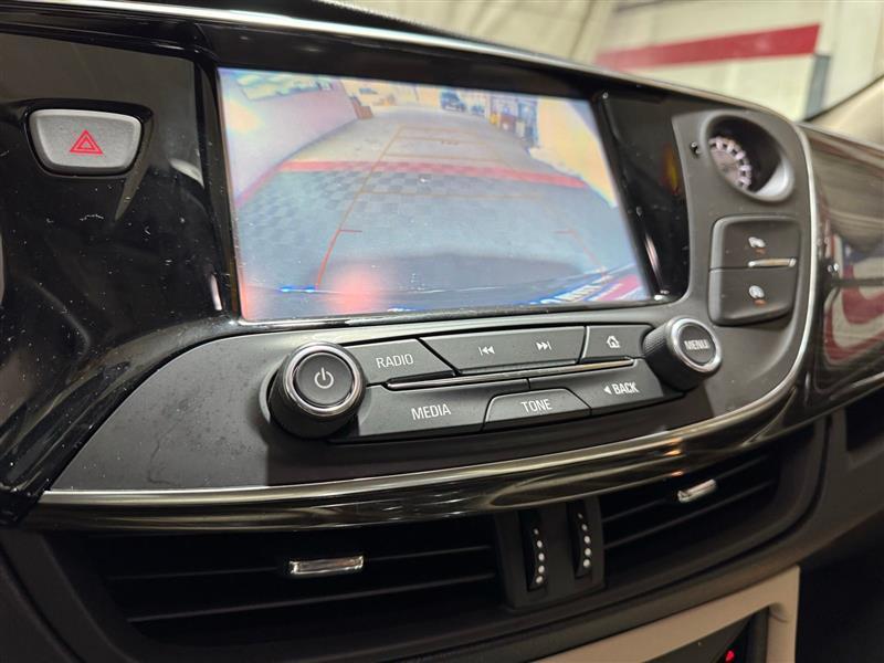 Buick Envision Essense 2020