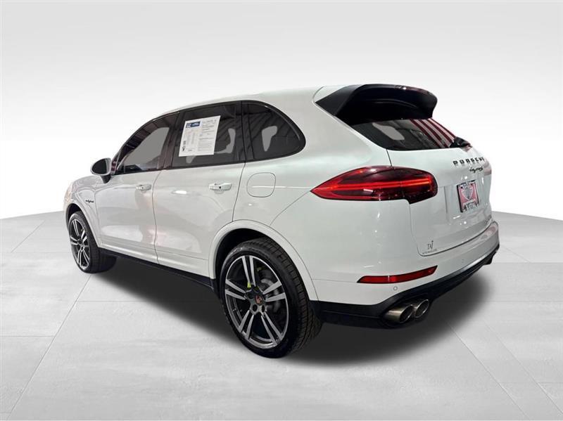 Porsche Cayenne Hybrid S 2017