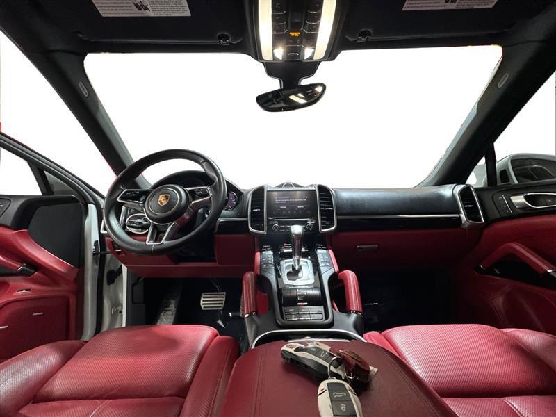 Porsche Cayenne Hybrid S 2017