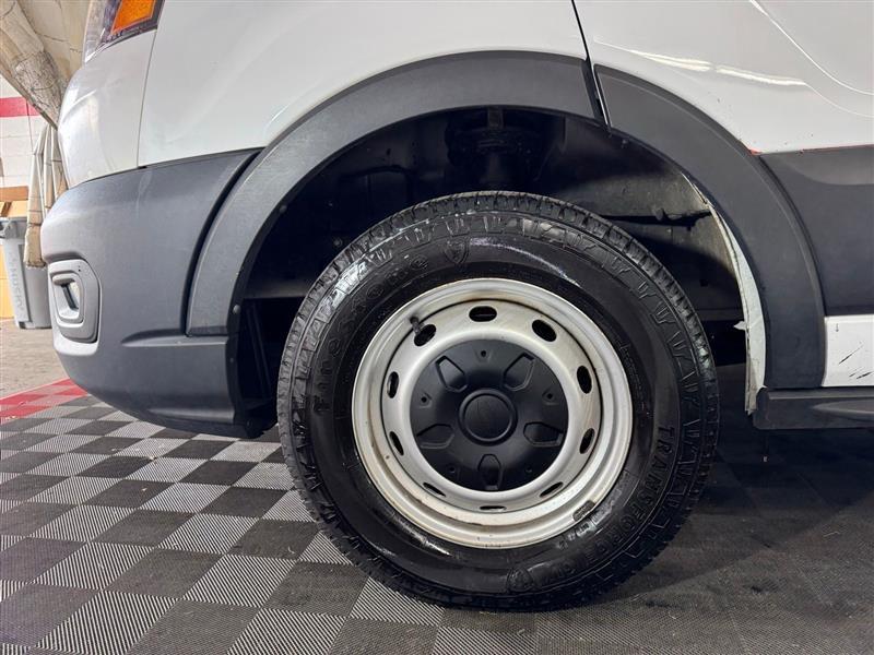 Ford Transit 250 Van Low Roof w/Sliding Pass. 130-in. WB 2021