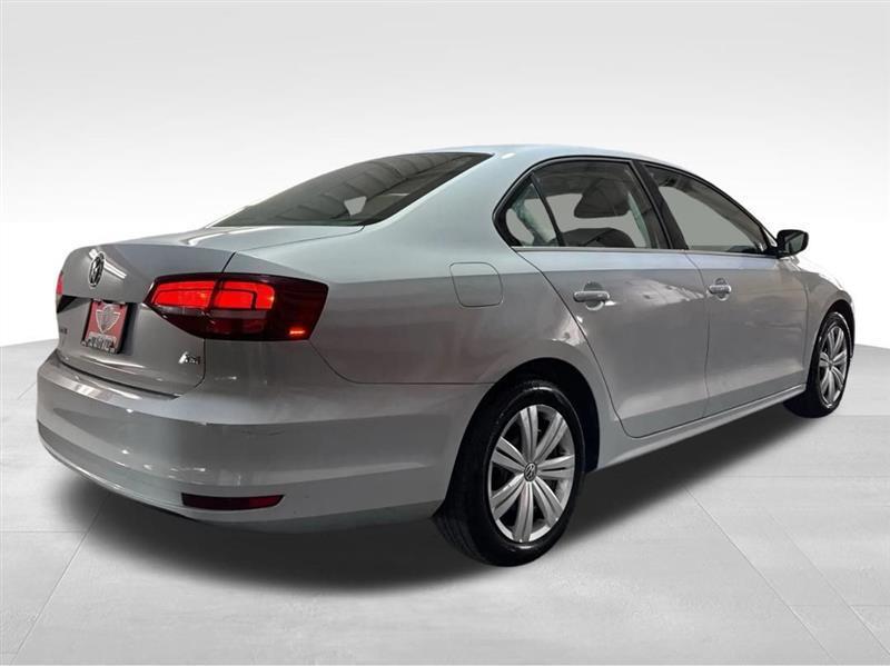 Volkswagen Jetta 1.4T S 6A 2017