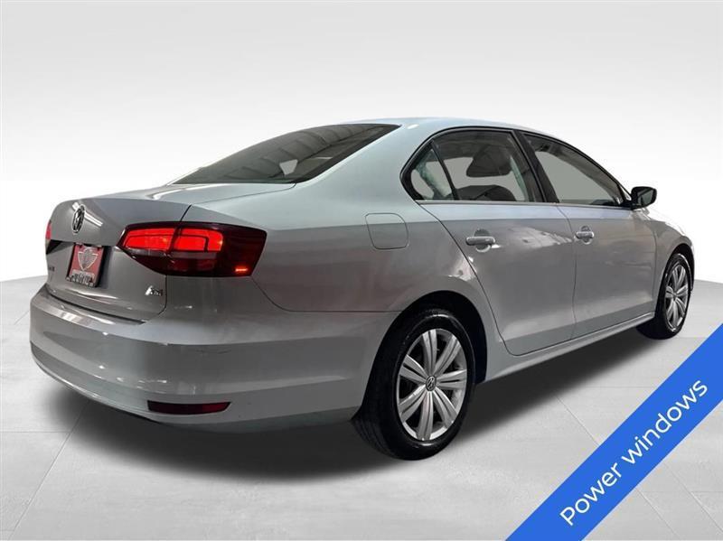 Volkswagen Jetta 1.4T S 6A 2017
