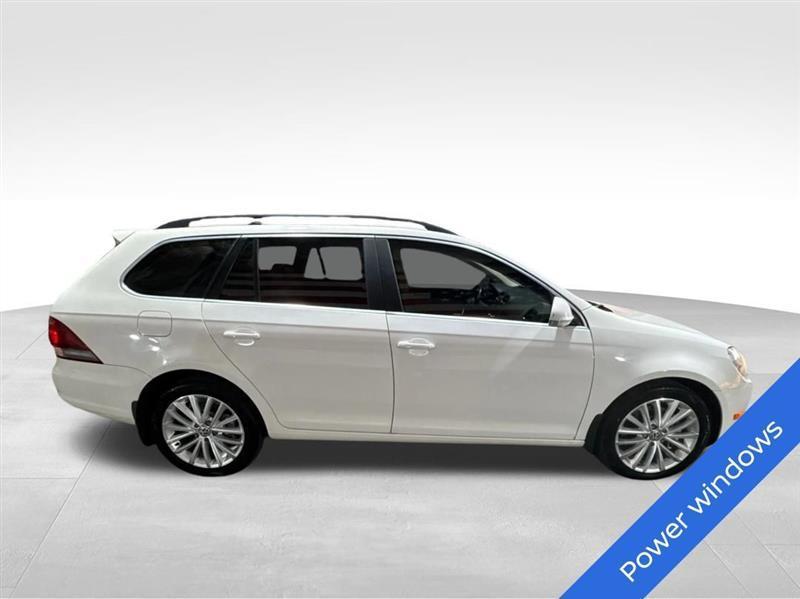 Volkswagen Jetta SportWagen 2.0L TDI 2013
