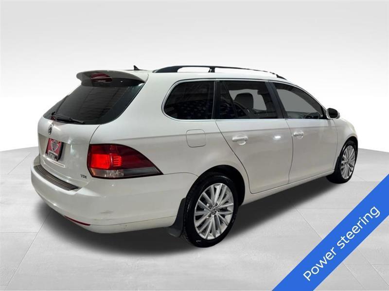 Volkswagen Jetta SportWagen 2.0L TDI 2013