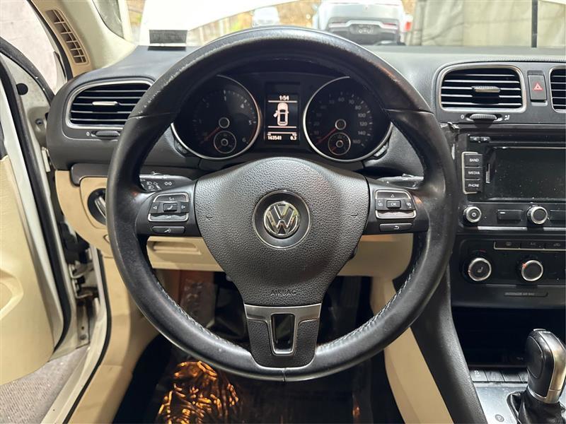 Volkswagen Jetta SportWagen 2.0L TDI 2013