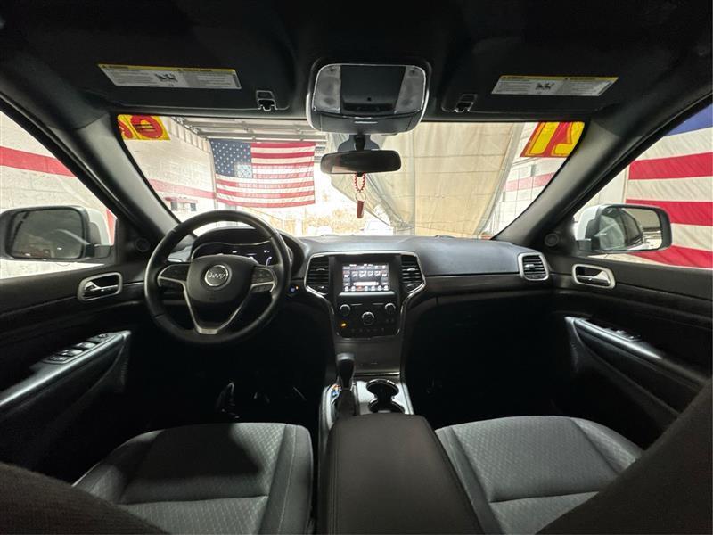 Jeep Grand Cherokee Laredo E 4WD 2021