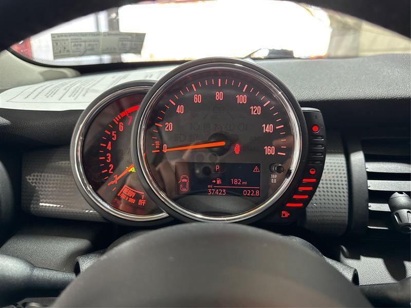 MINI Cooper Base 2014