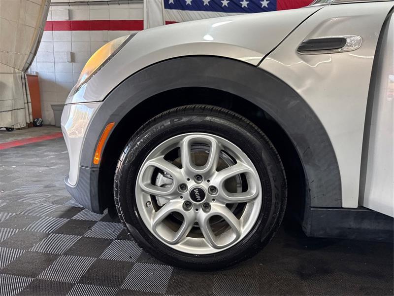 MINI Cooper Base 2014