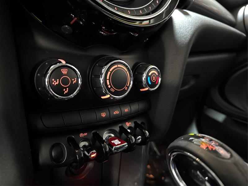 MINI Cooper Base 2014