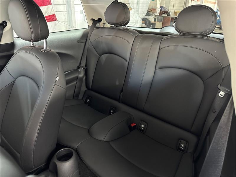 MINI Cooper Base 2014