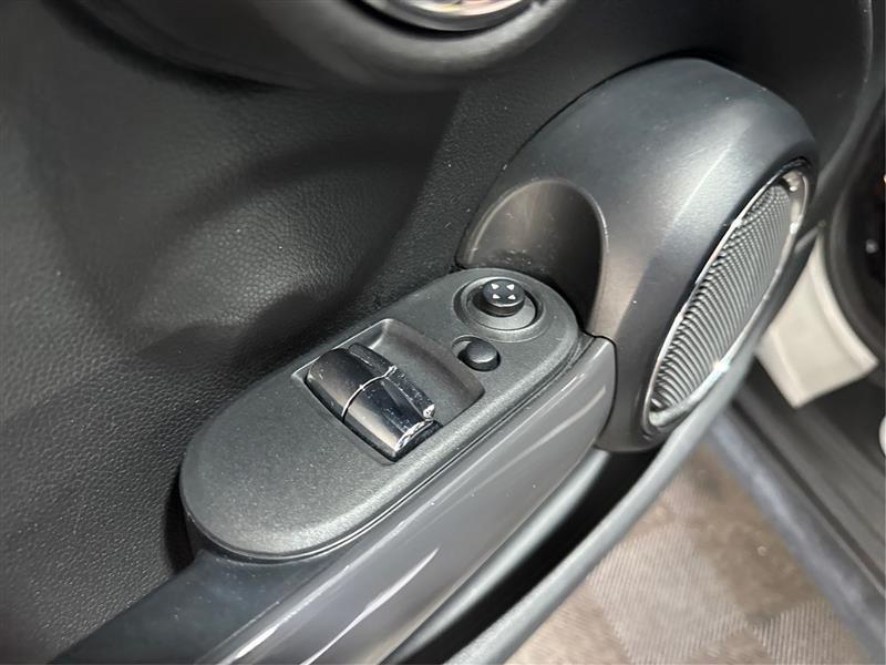 MINI Cooper Base 2014