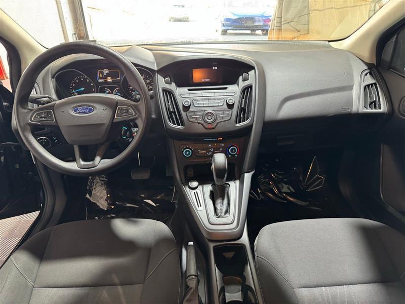 Ford Focus S Sedan 2016