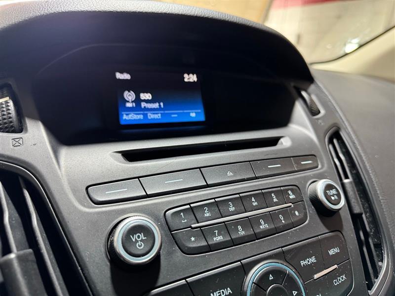 Ford Focus S Sedan 2016