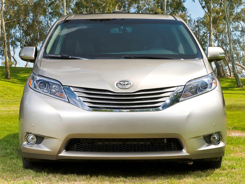 2017 Toyota Sienna LE 7-Passenger AWD