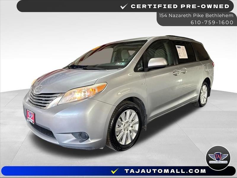 2017 Toyota Sienna LE 7-Passenger AWD