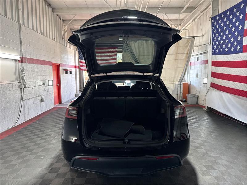 Tesla Model Y Long Range AWD 2023