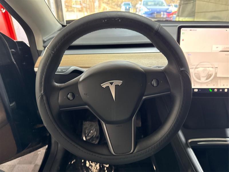 Tesla Model Y Long Range AWD 2023