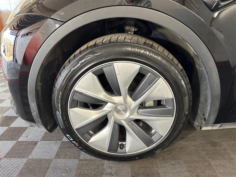 Tesla Model Y Long Range AWD 2023