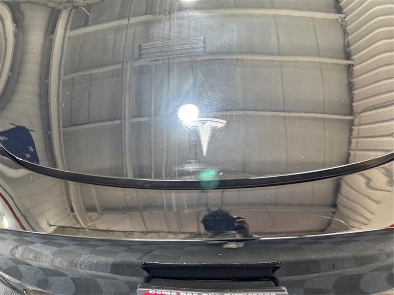 Tesla Model Y Long Range AWD 2023