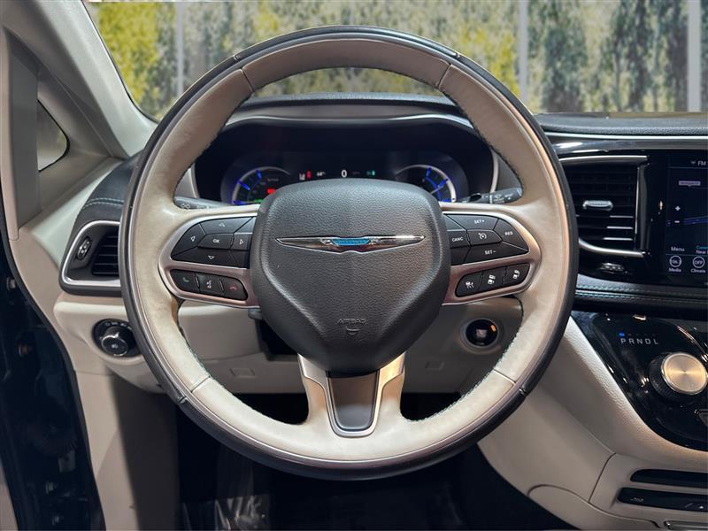 Chrysler Pacifica Hybrid Limited 2018