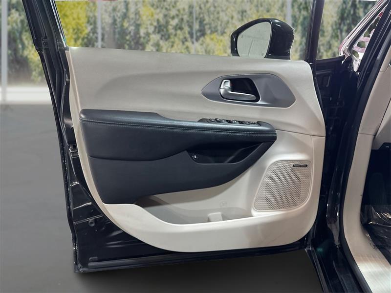 Chrysler Pacifica Hybrid Limited 2018