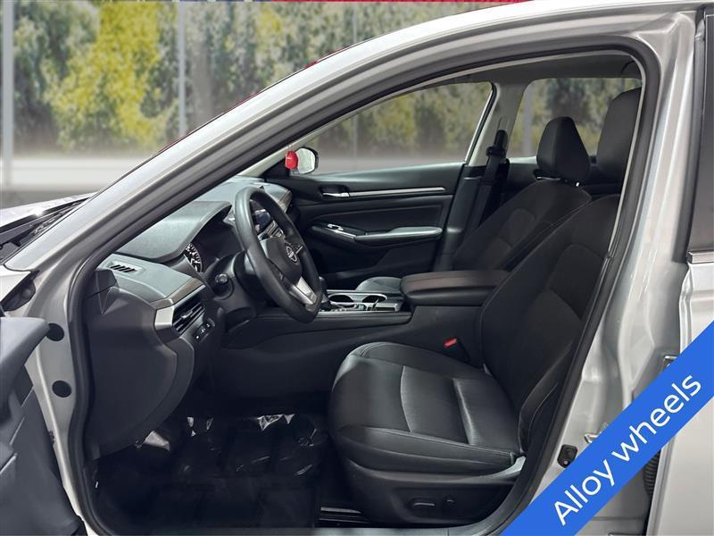 Nissan Altima 2.5 SV 2023