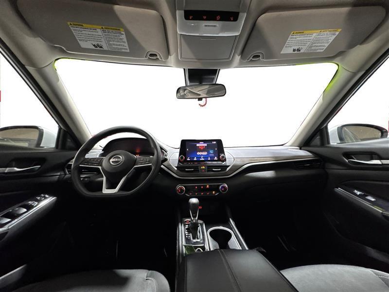 Nissan Altima 2.5 SV 2023