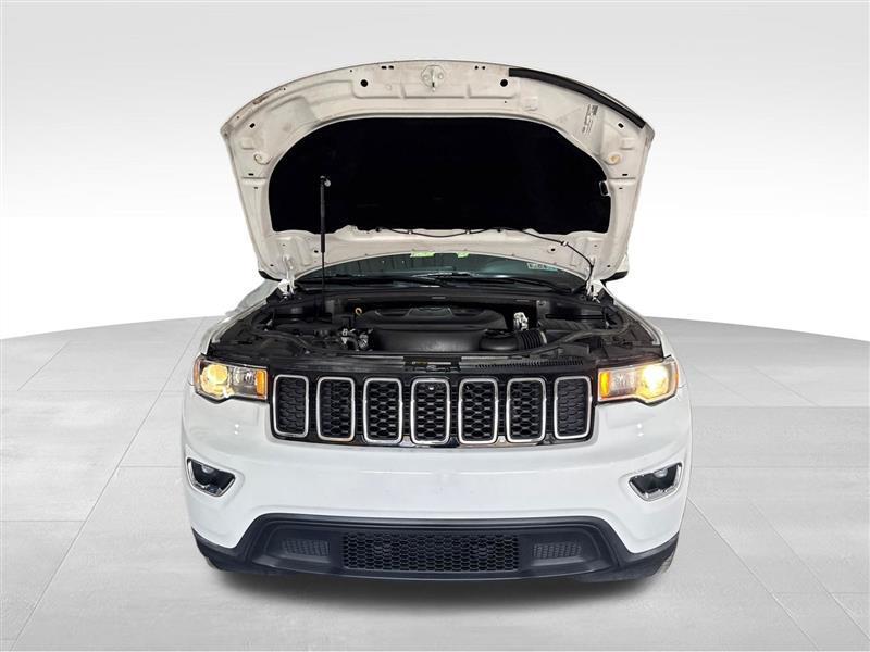 Jeep Grand Cherokee Laredo 2WD 2020