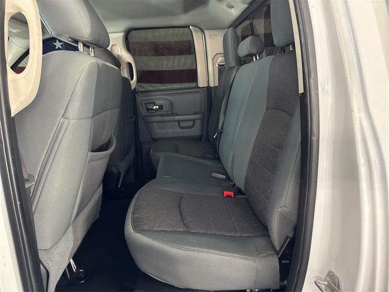 RAM 1500 SLT Quad Cab 4WD 2014