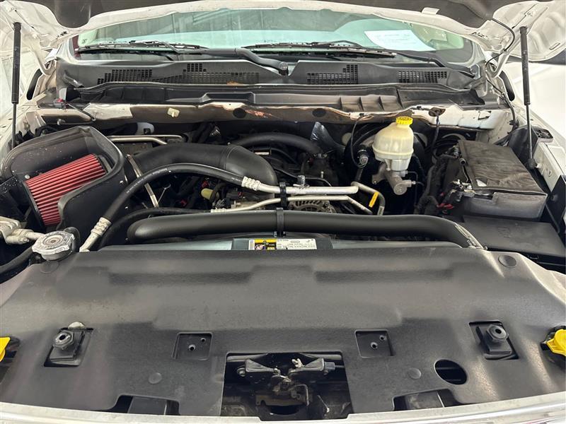 RAM 1500 SLT Quad Cab 4WD 2014